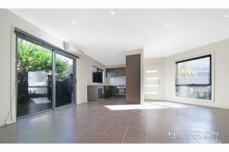 Property photo of 2/1 Dickinson Street Hadfield VIC 3046
