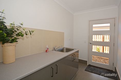 Property photo of 35 Spring Way Nikenbah QLD 4655