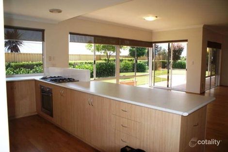 Property photo of 4 Kinship Way Atwell WA 6164