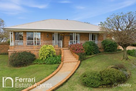 2 Magnolia Way, Orange, NSW 2800
