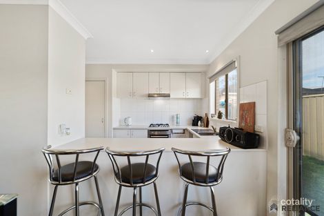 Property photo of 16 Gladstone Grove Melton VIC 3337