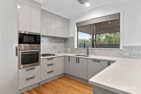 Property photo of 2/10 Darnley Drive Skye VIC 3977