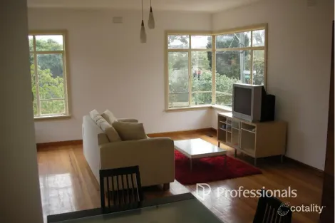 148 Station St, Burwood, VIC 3125