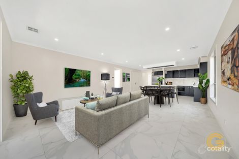 Property photo of 6 Luster Circuit Cranbourne South VIC 3977