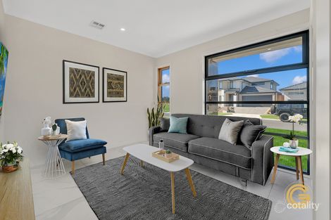 Property photo of 6 Luster Circuit Cranbourne South VIC 3977