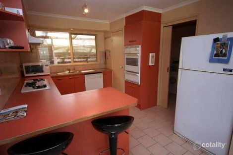 Property photo of 14 Oates Court Cranbourne North VIC 3977