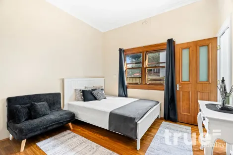 Property photo of 112 Cavendish Street Stanmore NSW 2048