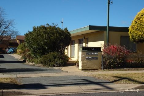 Property photo of 1/28 Donald Road Queanbeyan NSW 2620