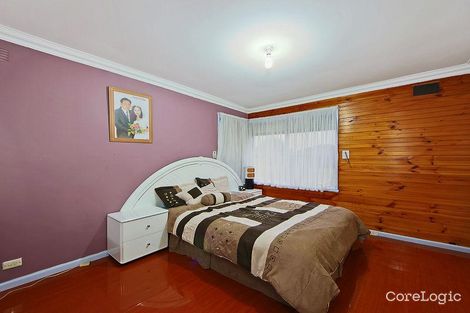Property photo of 10 River Drive Avondale Heights VIC 3034