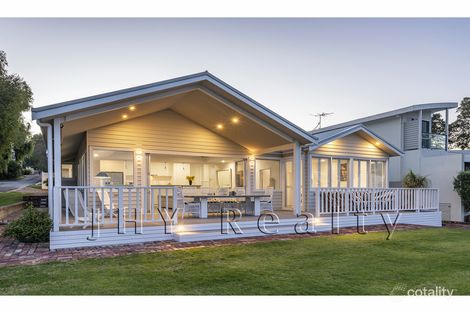 Property photo of 17 Thurstun Lane Dunsborough WA 6281