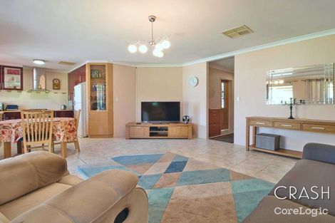 Property photo of 4 Link Way Cooloongup WA 6168