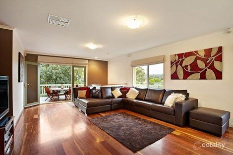 Property photo of 32 Kalbar Road Eltham VIC 3095