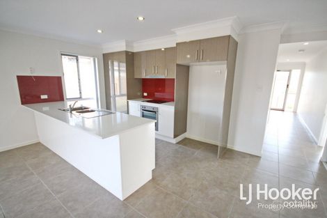 Property photo of 27 Treeline Circuit Yarrabilba QLD 4207