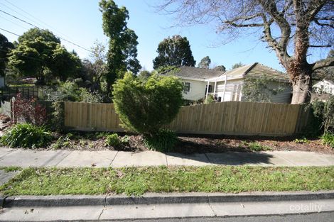 22 Belmont Rd W, Croydon South, VIC 3136