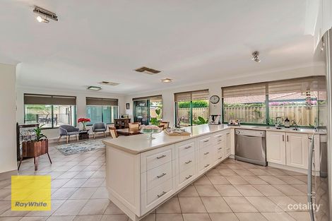 16 Bildjar Cl, South Guildford, WA 6055