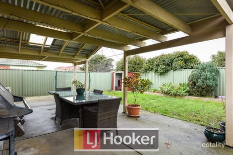 Property photo of 7 Oak Post Place Cranbourne East VIC 3977