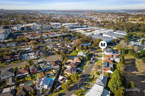 Property photo of 14 Silverwater Crescent Miranda NSW 2228