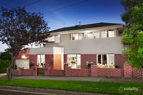 2b Leopold St, Burwood, VIC 3125