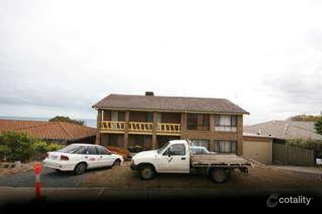 8 Neeangarra Cres, Hallett Cove, SA 5158