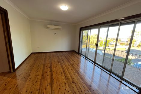Property photo of 47 Shipton Crescent Mount Warrigal NSW 2528