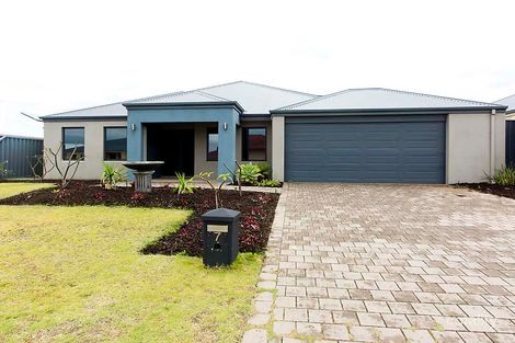 Property photo of 7 Chelan Way Secret Harbour WA 6173