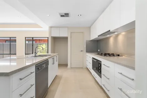 Property photo of 1C Willaring Drive Beckenham WA 6107