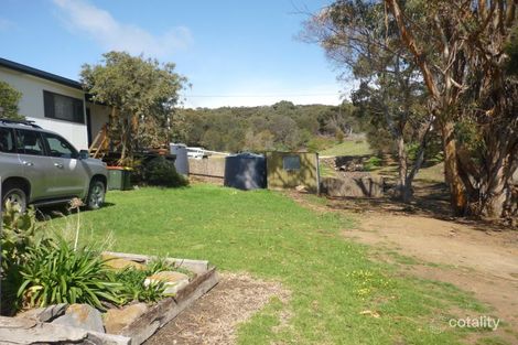 Property photo of 2 South Terrace Penneshaw SA 5222