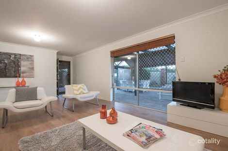 Property photo of 7 Dawn Place Beldon WA 6027