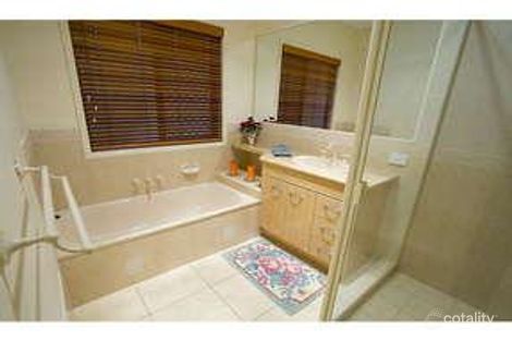 Property photo of 24 Bahamas Circuit Parrearra QLD 4575