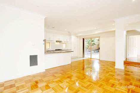 Property photo of 2/28 Heath Avenue Oakleigh VIC 3166
