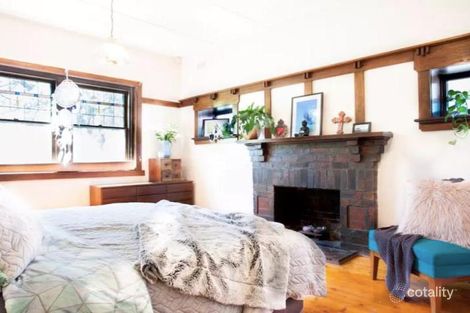 Property photo of 2 Montague Avenue St Kilda East VIC 3183