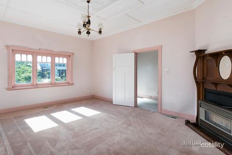 Property photo of 18 Tanner Grove Northcote VIC 3070