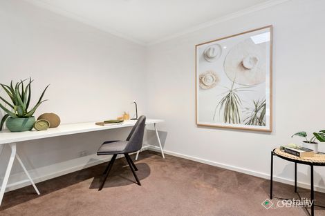 Property photo of 23 Rhone Grove Skye VIC 3977