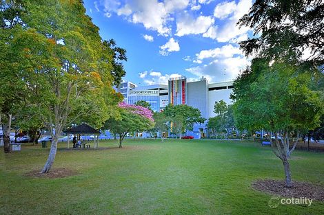 Property photo of 1/24 Underhill Avenue Indooroopilly QLD 4068