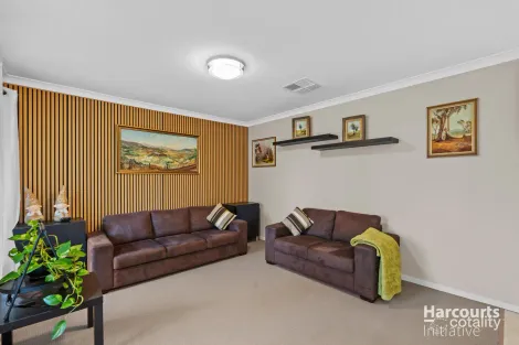 Property photo of 7 Redbank Drive Ellenbrook WA 6069