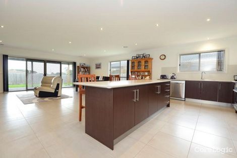 Property photo of 51 Malua Circuit Sandhurst VIC 3977