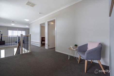 Property photo of 1 Pound Street Craigieburn VIC 3064