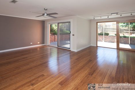 Property photo of 23 Maryrose Crescent Endeavour Hills VIC 3802
