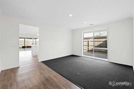 Property photo of 15 Goshawk Drive Pakenham VIC 3810
