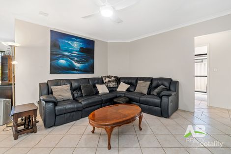 Property photo of 16 Jandabup Close Sinagra WA 6065