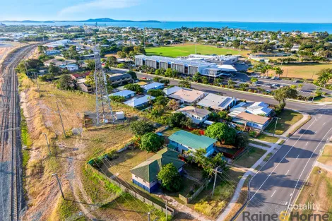 8 Coon St, Barney Point, QLD 4680