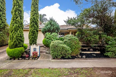 Property photo of 25 Gull Way Narre Warren South VIC 3805