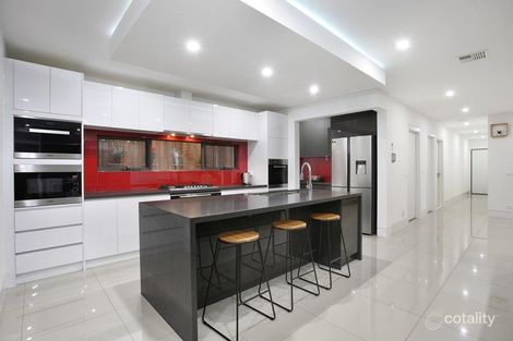 Property photo of 42 Serene Way Clyde North VIC 3978