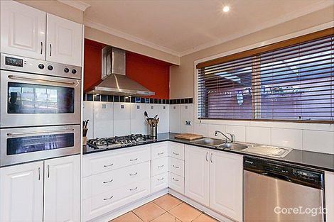 Property photo of 15 Saddington Avenue Hoppers Crossing VIC 3029