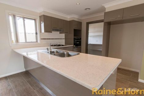 Property photo of 33 Durum Circuit Dubbo NSW 2830