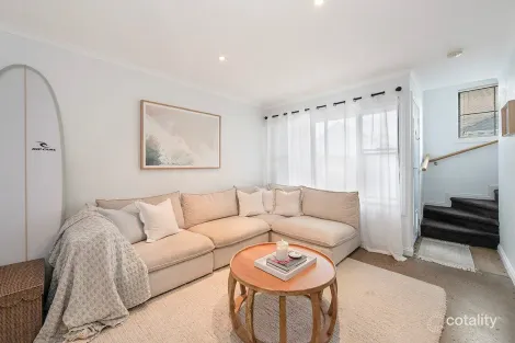 Property photo of 7 Harbour Mews Warrnambool VIC 3280