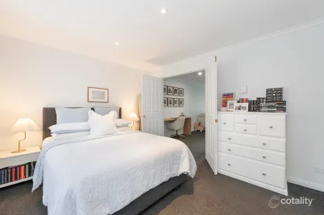 Property photo of 7 Harbour Mews Warrnambool VIC 3280