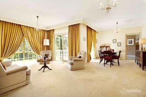 Property photo of 8 Murndal Drive Donvale VIC 3111