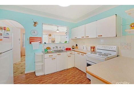 Property photo of 12 Sadie Avenue Gorokan NSW 2263