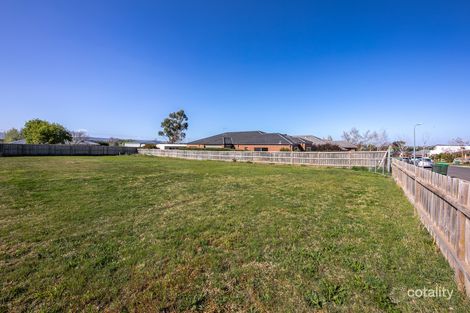 16 Vancleve Cres, Gisborne, VIC 3437